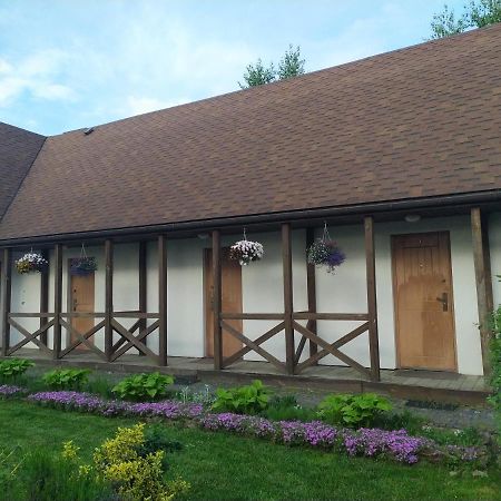 House Of Vitaliy Pochaiv Luaran gambar