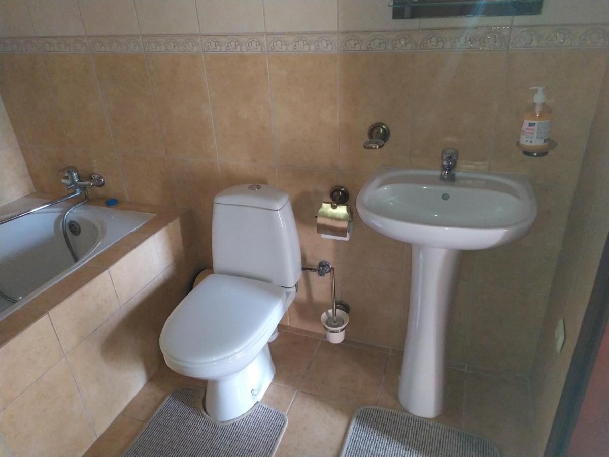 House Of Vitaliy Pochaiv Luaran gambar